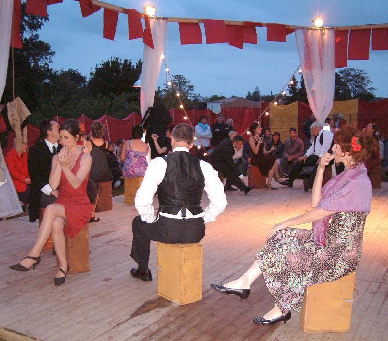CEF2006_EnormeTragedie107.jpg