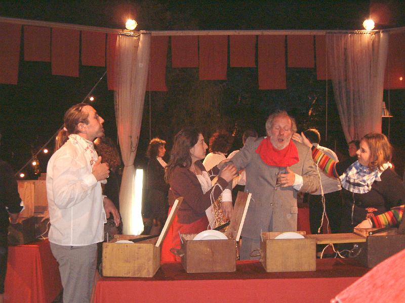 CEF2006_EnormeTragedie240.jpg